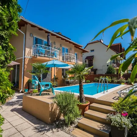 Guest house Frida Siofok
