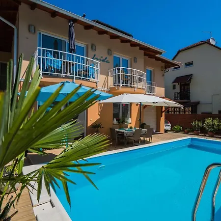 Guest house Frida *