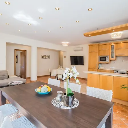 Affittacamere Frida 4*